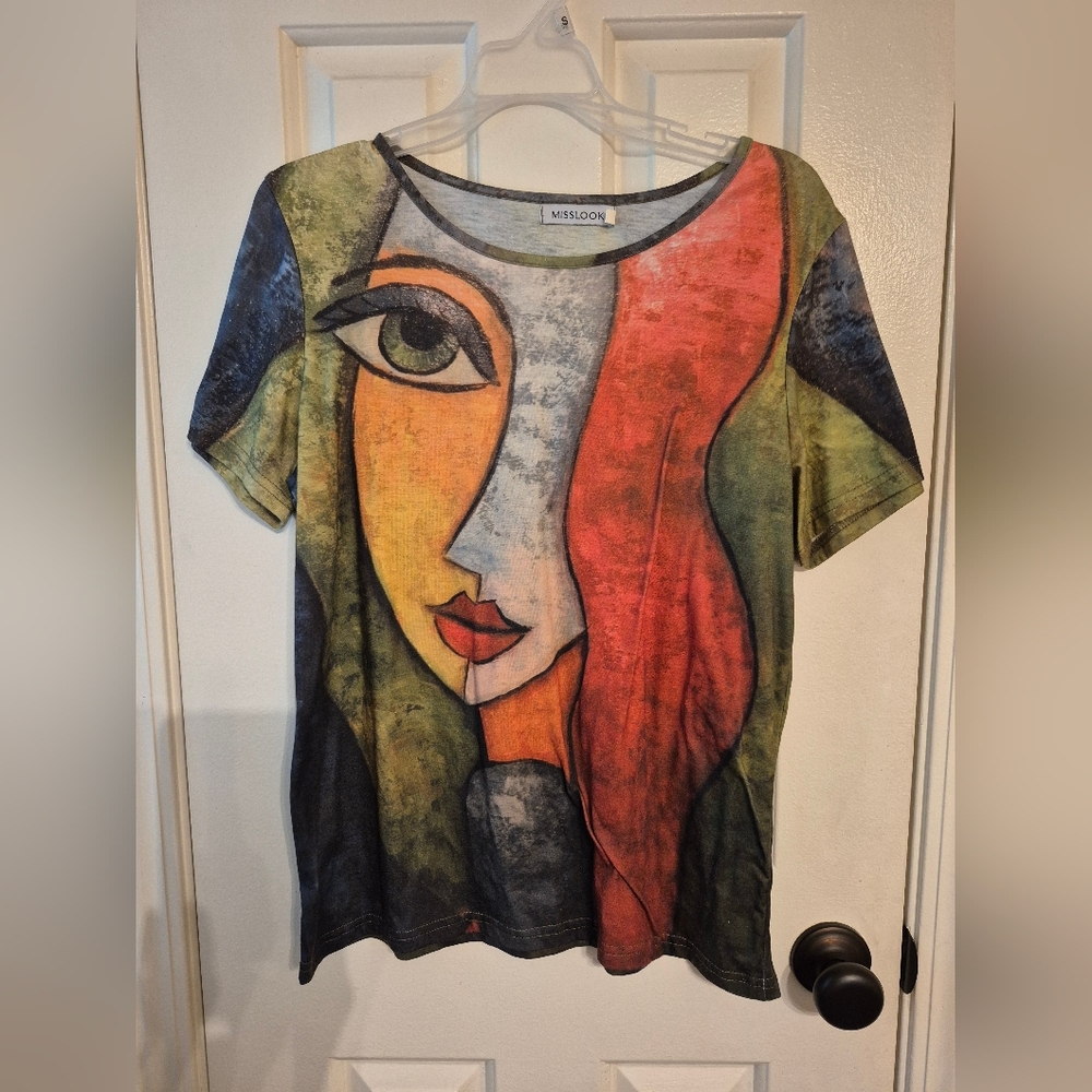 MISSLOOK Abstract Face Print Tee - Red, Green, Blue